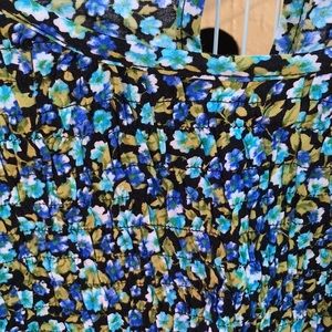 NWT Mimi Chica Floral LS Smocked Blouse size Small